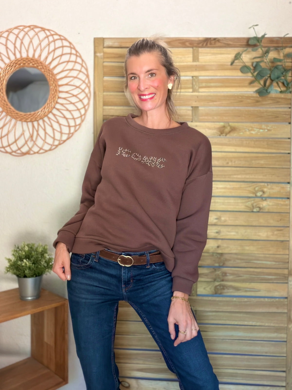 Sweat ICONIC Léo molleton ISALINE - Chocolat
