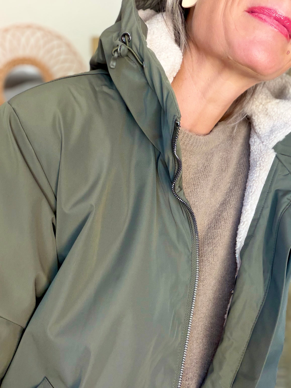 LAURA JO - Imperméable fourré sherpa EVA court - Kaki