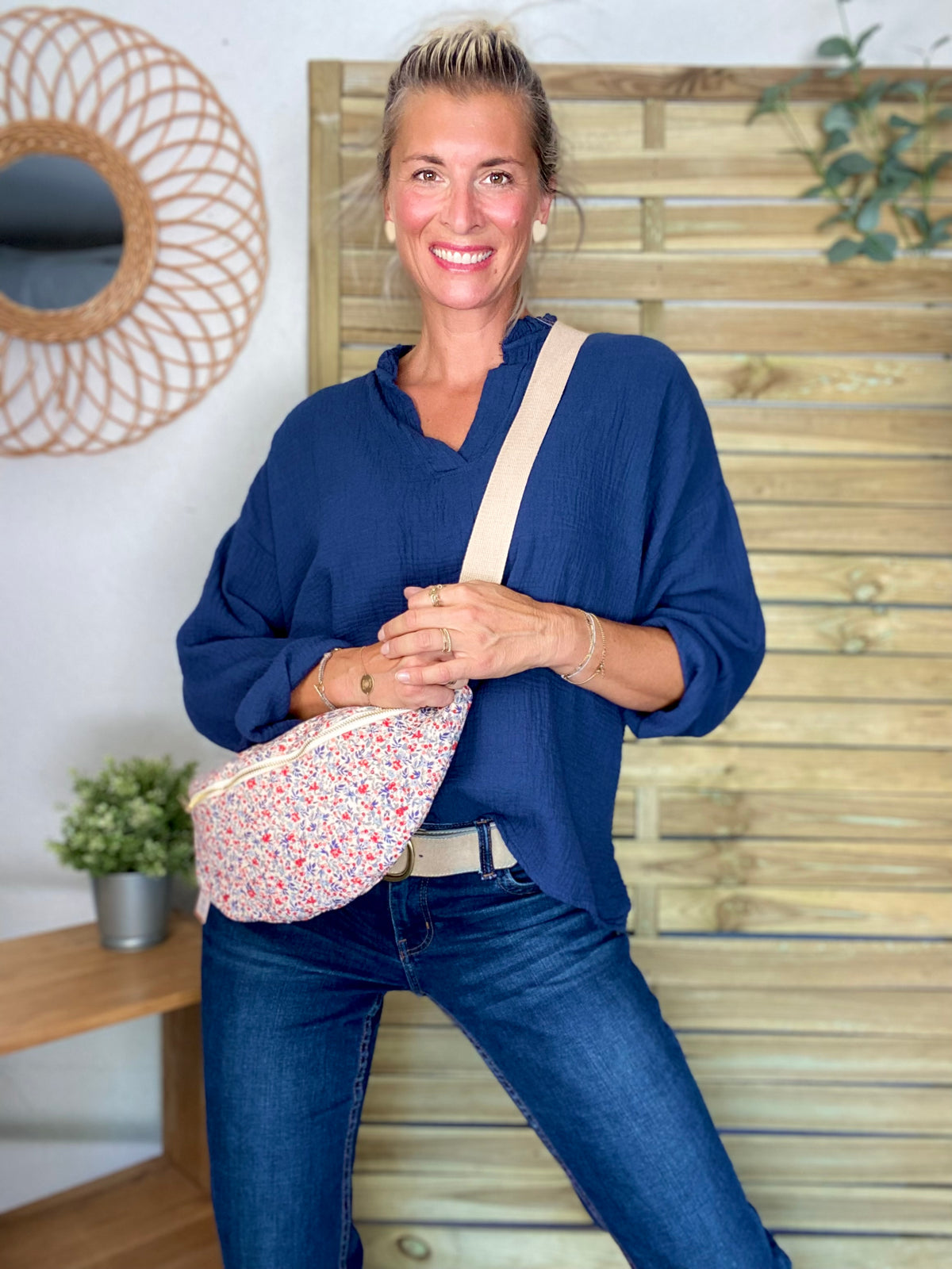 Blouse en gaze de coton SIERRA Bleu marine - manches longues • FIN DE SÉRIE