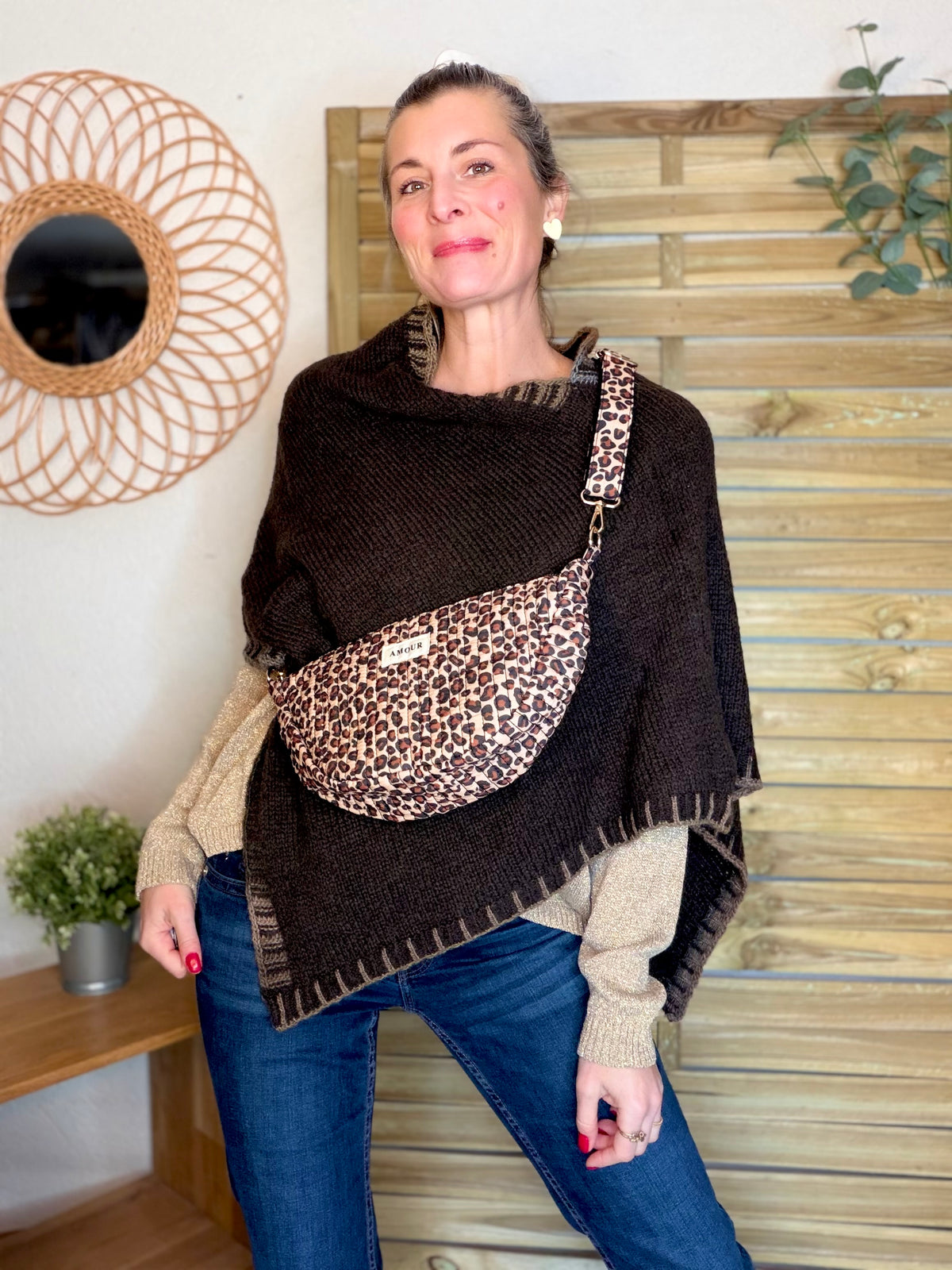 Sac demi-lune matelassé Amour JILL - Léo 🐆 - FIN DE SÉRIE