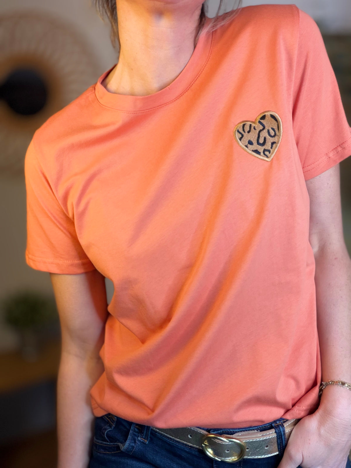 Tee shirt cœur brodé Léo 🐆 MONA Orange - FIN DE SÉRIE
