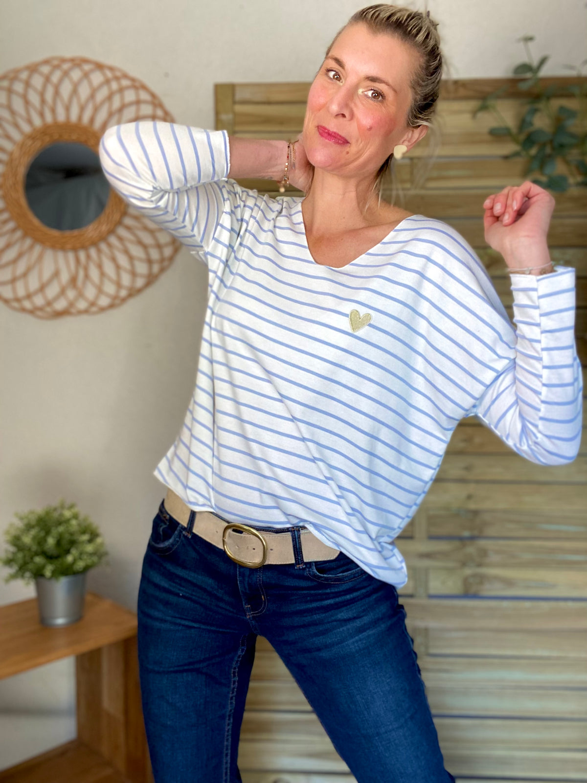 Pull fin rayé col V avec ou sans coeur doré 💛 NOLWENN - Bleu ciel
