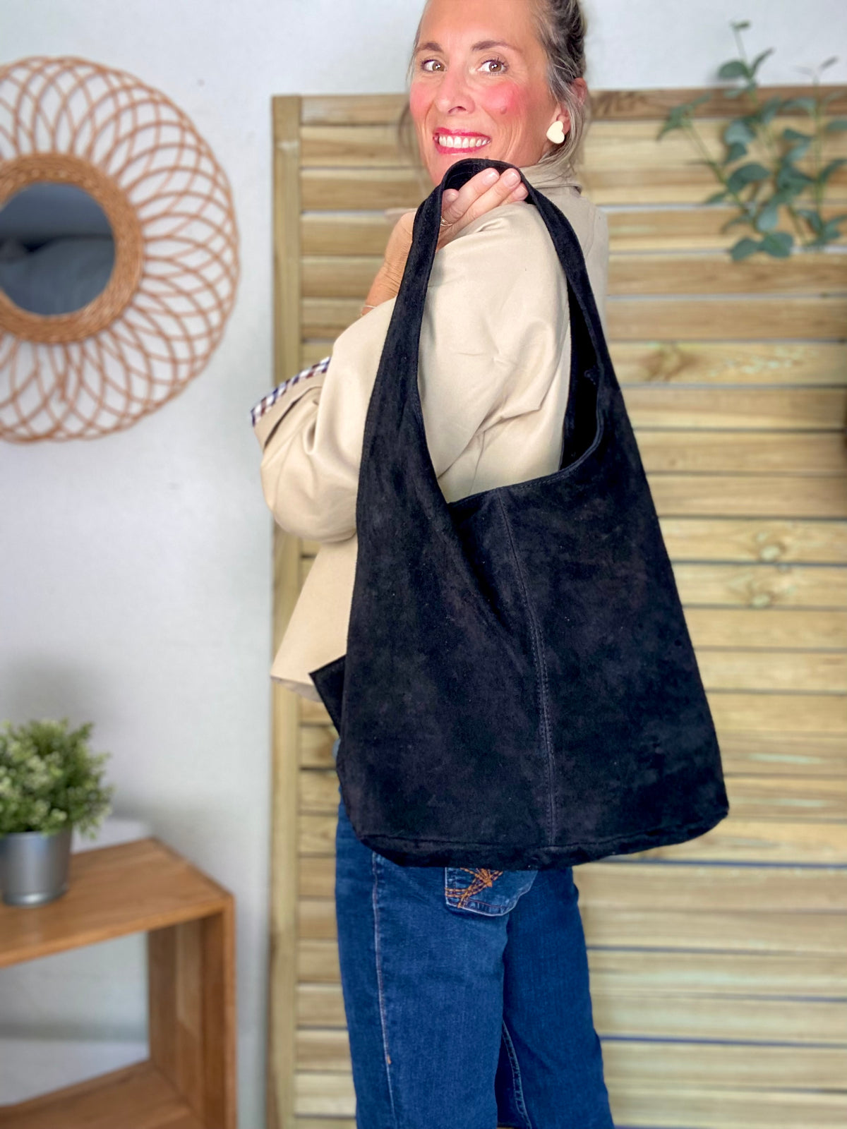 Sac cabas hobo cuir daim MARLON - Noir