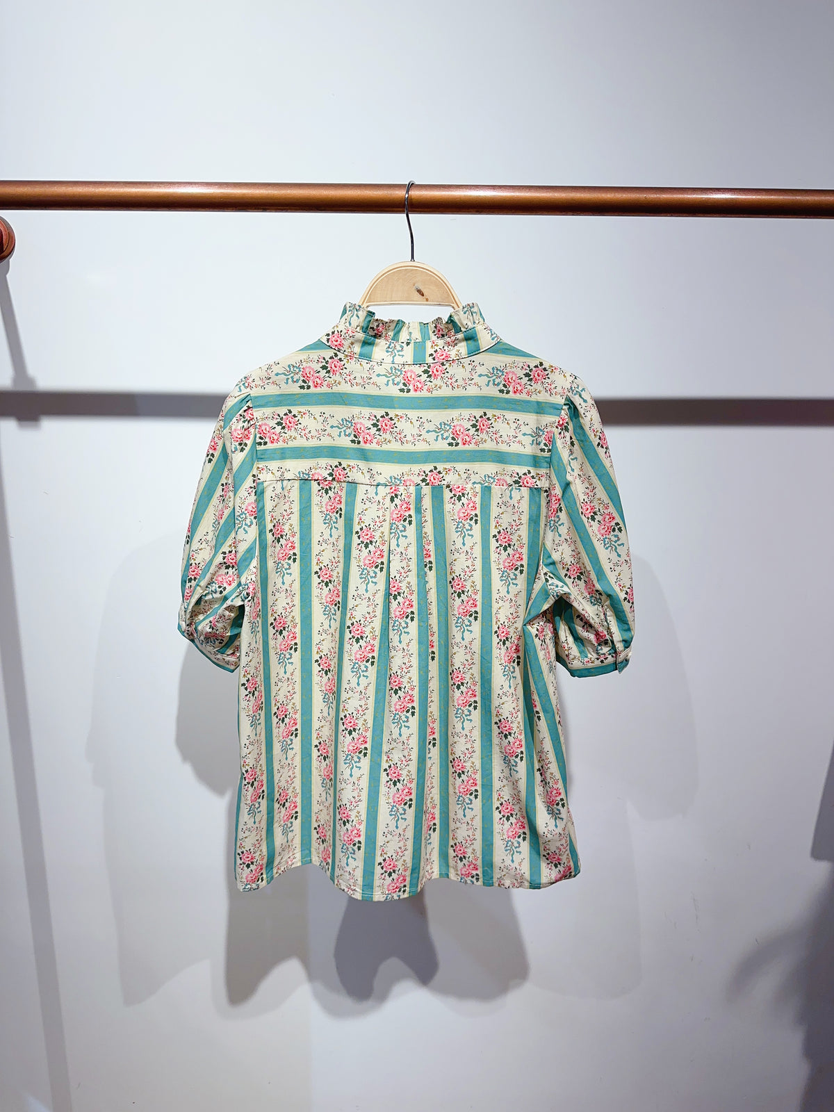 Blouse fleurie rayures VALENTINE vert céladon