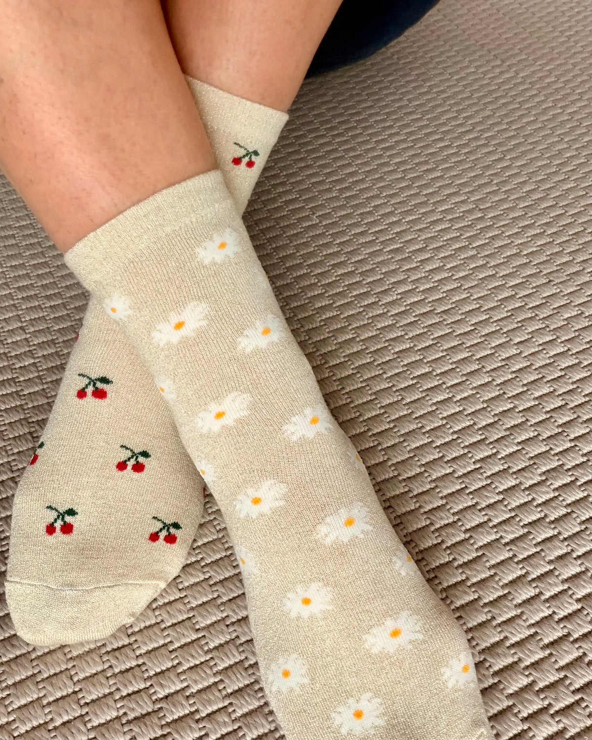 Chaussettes scintillantes glitter ZIA - Cerise 🍒 / Pâquerettes 🌼