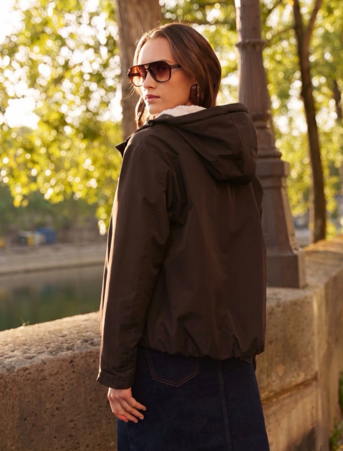 LAURA JO - Imperméable fourré sherpa EVA court - Chocolat