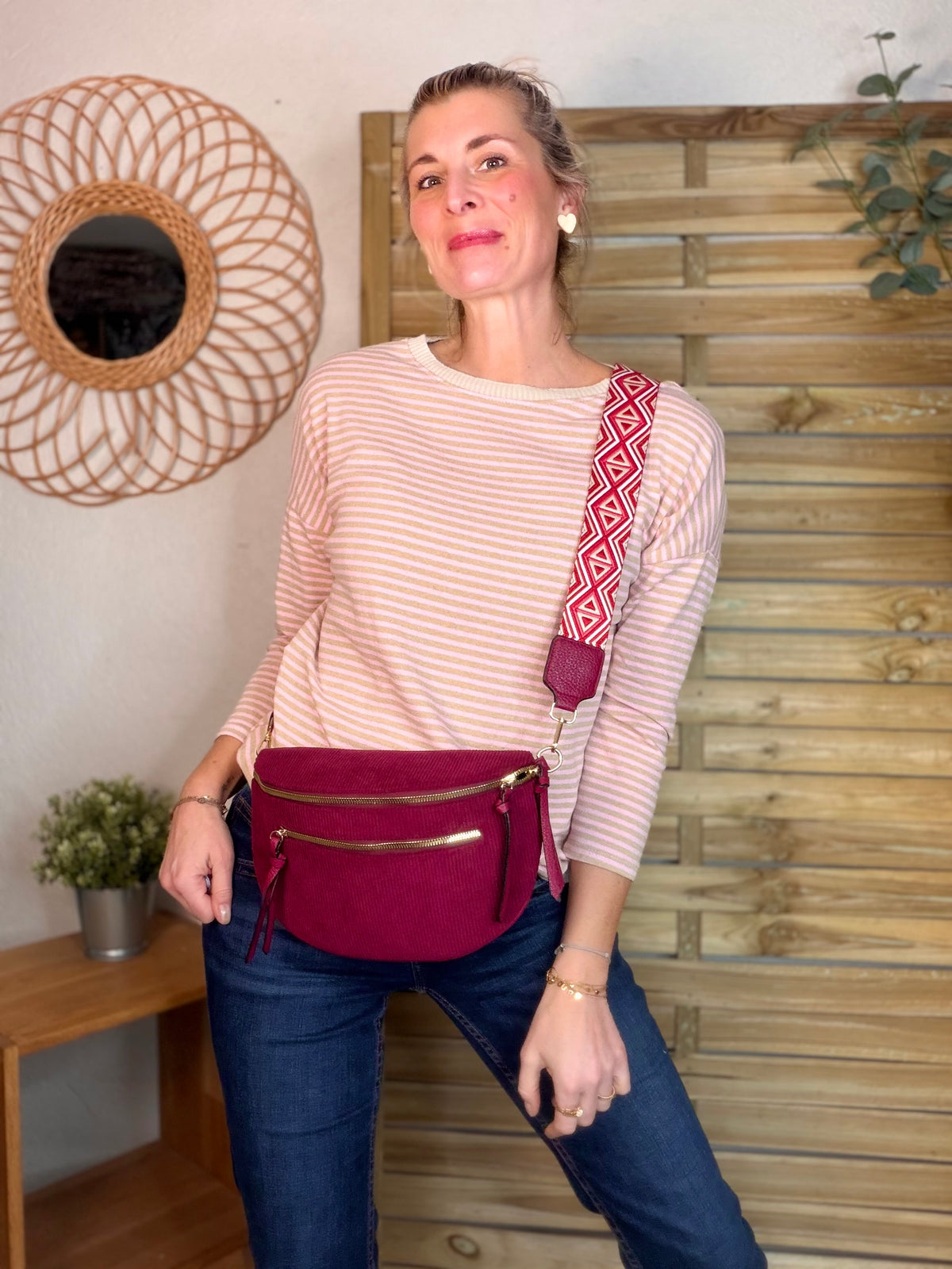 Sac banane en velours côtelé, sangle fantaisie - KATY - Bordeaux - FIN DE SÉRIE