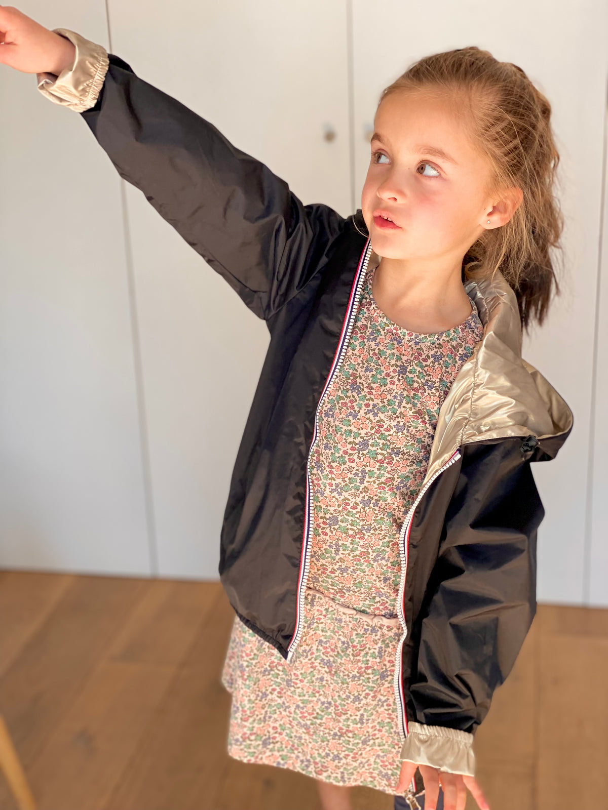 LAURA JO - Imperméable réversible léger GARANCE KIDS enfant (mixte) - Noir / Doré (DÉSTOCKAGE sur Taille 6 ans)