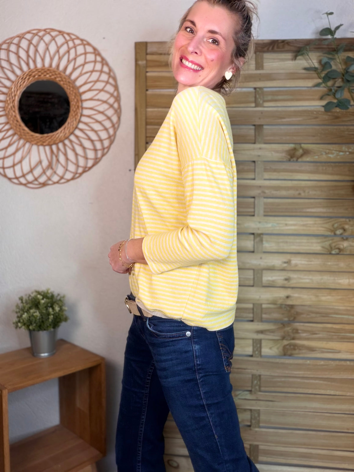 Pull fin rayé ample ROMANE - Jaune/Beige - FIN DE SÉRIE