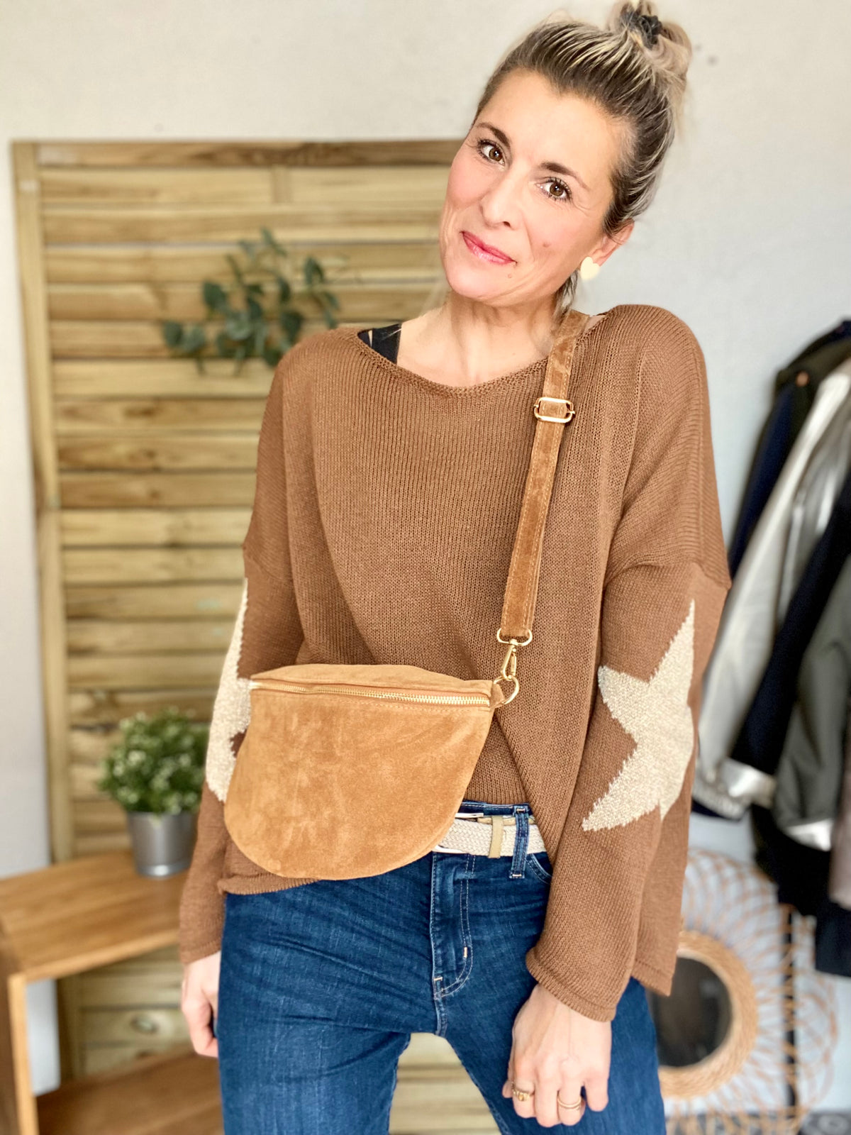 Sac banane XL en cuir velours 30cm JUDY - Camel