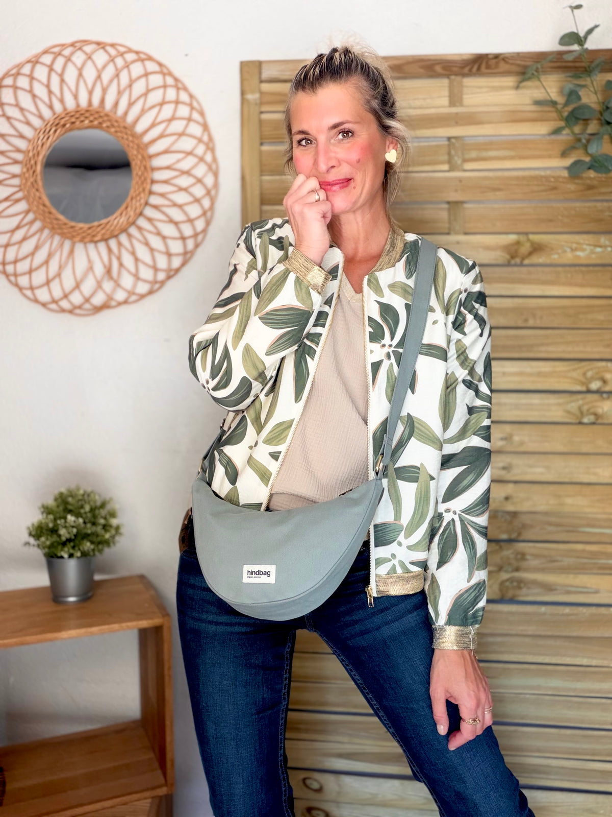 HINDBAG ANDRÉA - Sac banane demi-lune Vert sauge