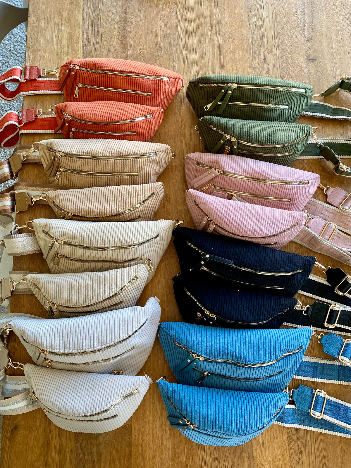 Sac banane XL en velours côtelé 2 zips et sangle fantaisie - WENDY - Camel clair
