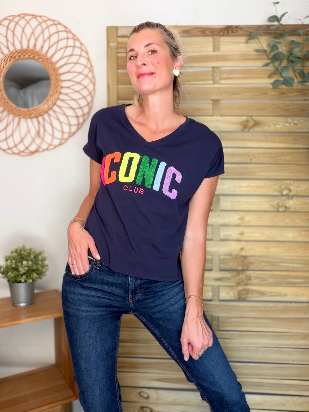 Tee shirt col V ICONIC club MIRANDA Bleu marine