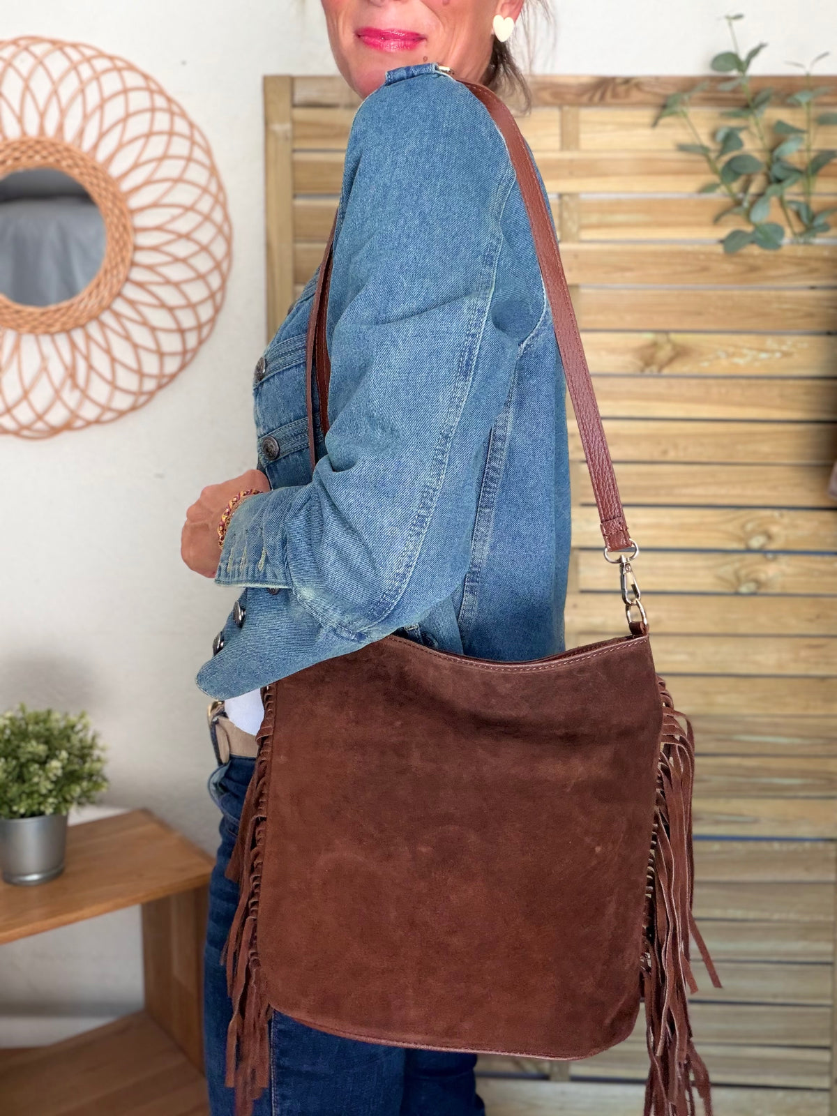 Sac seau en cuir daim avec franges KYLIE - Camel foncé (Café)