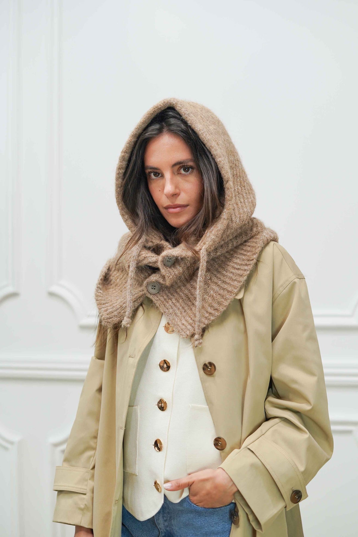 Col cagoule LORIE en maille avec boutons - Taupe