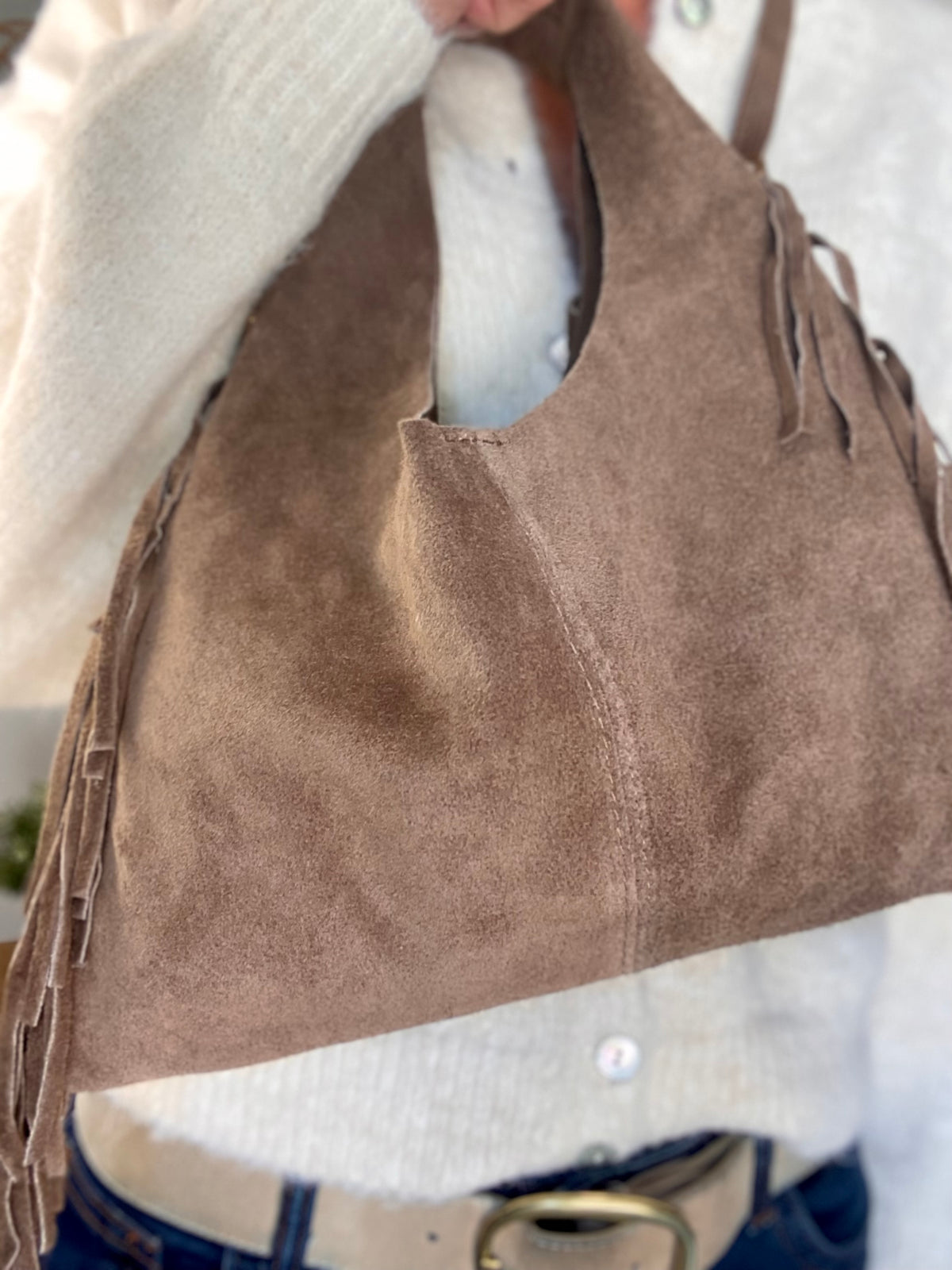 Sac hobo en cuir daim avec franges AARON - Beige taupe - DÉSTOCKAGE