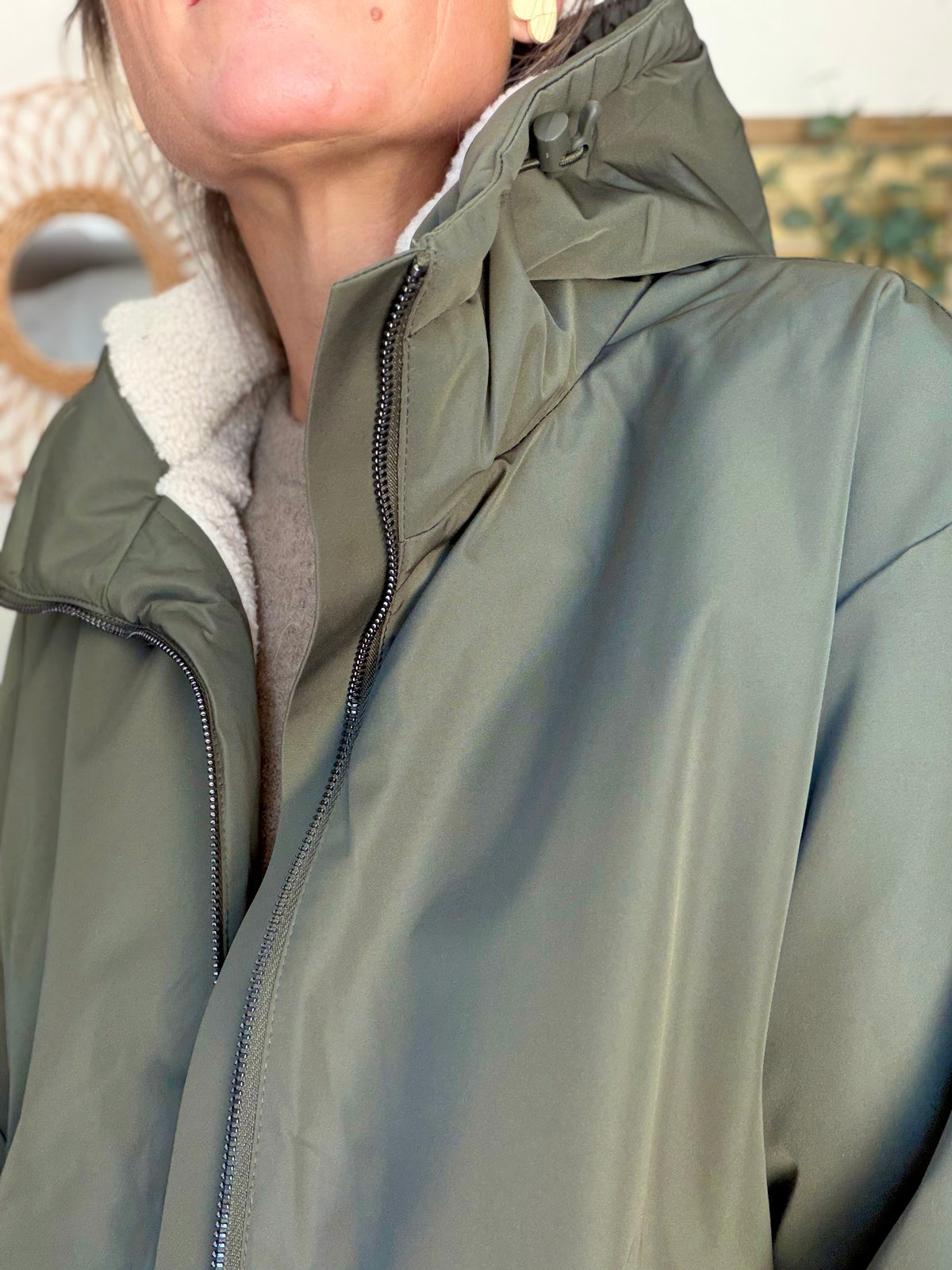 LAURA JO - Imperméable fourré sherpa EVA court - Kaki