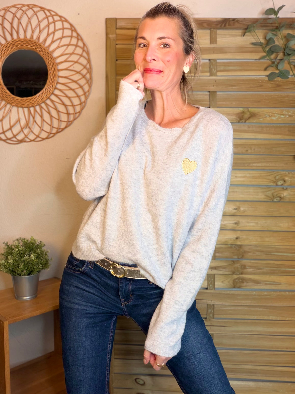 Pull léger en maille cœur doré brodé 💛 MELISSA - Gris chiné