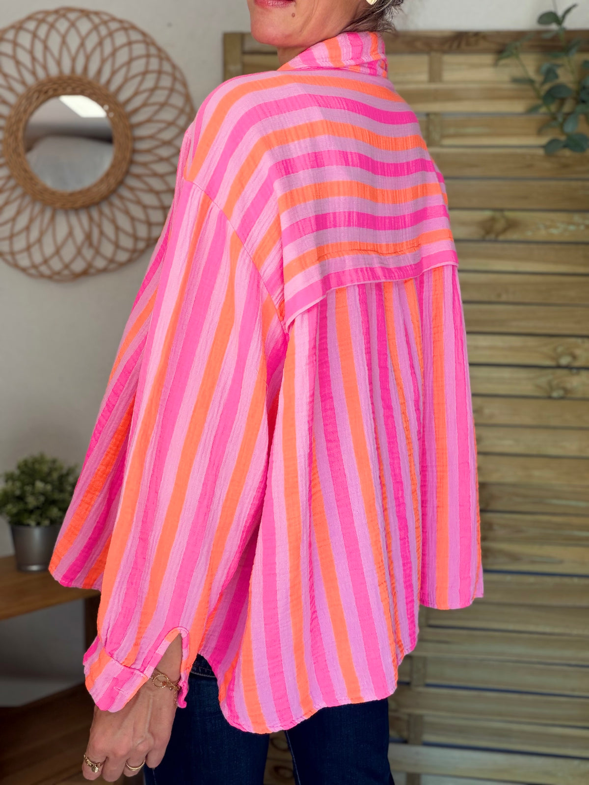 Chemise en gaze de coton rayée FÉLICIE Fluo Parme - DÉSTOCKAGE