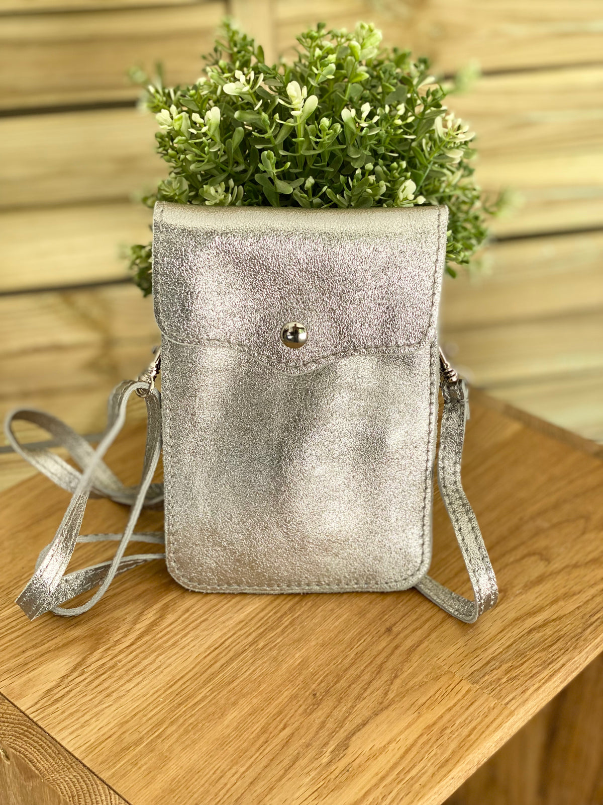 Pochette bandoulière en cuir irisé - FLORE - Argent  (7 coloris)