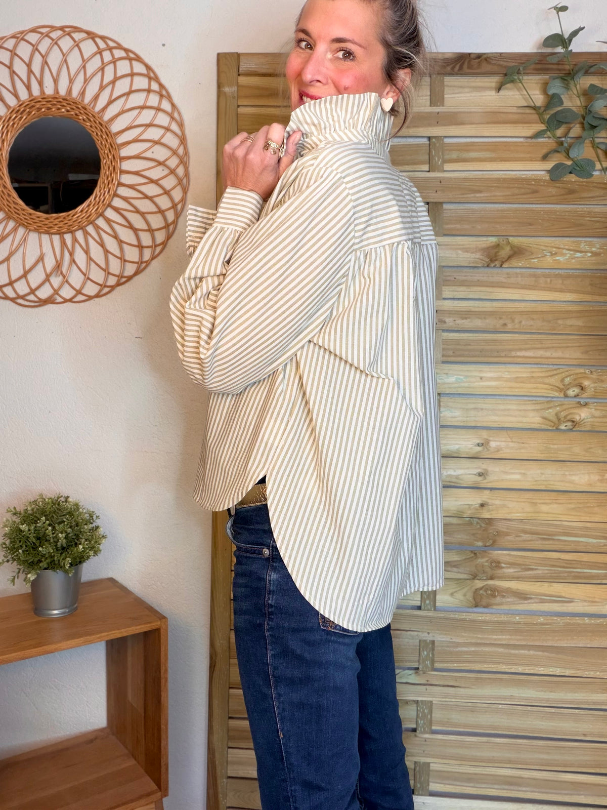 Chemise en coton rayée col victorien BRIGITTE - Kaki clair - FIN DE SÉRIE