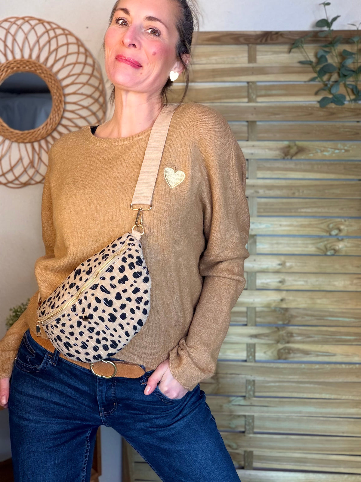 Sac banane L matelassé cœur doré 💛 JOSIE - Tacheté taupe