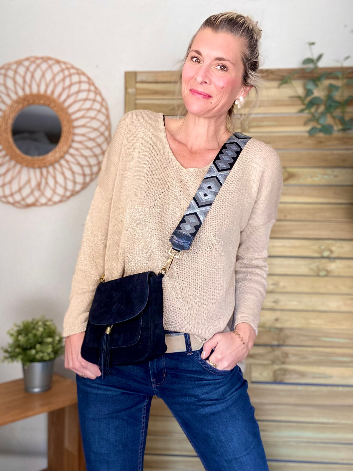 Sac bandoulière en cuir daim HORTENSE - Noir - FIN DE SÉRIE