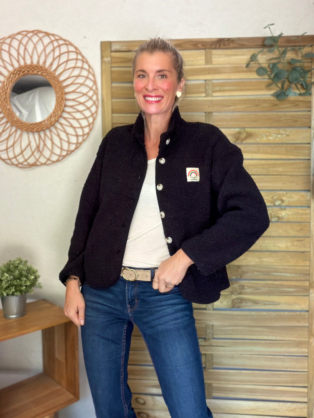 Veste Sherpa boutonnée écusson Arc-en-ciel ÉNORA Noir