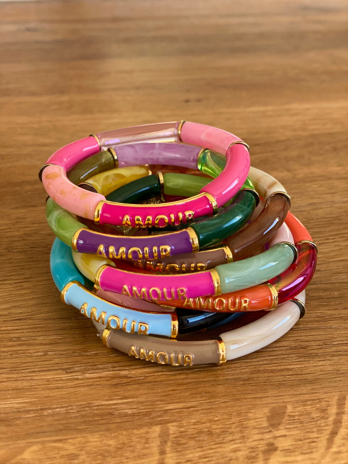 Bracelet élastique en résine multicolore Amour - ELLA (12 coloris au choix)