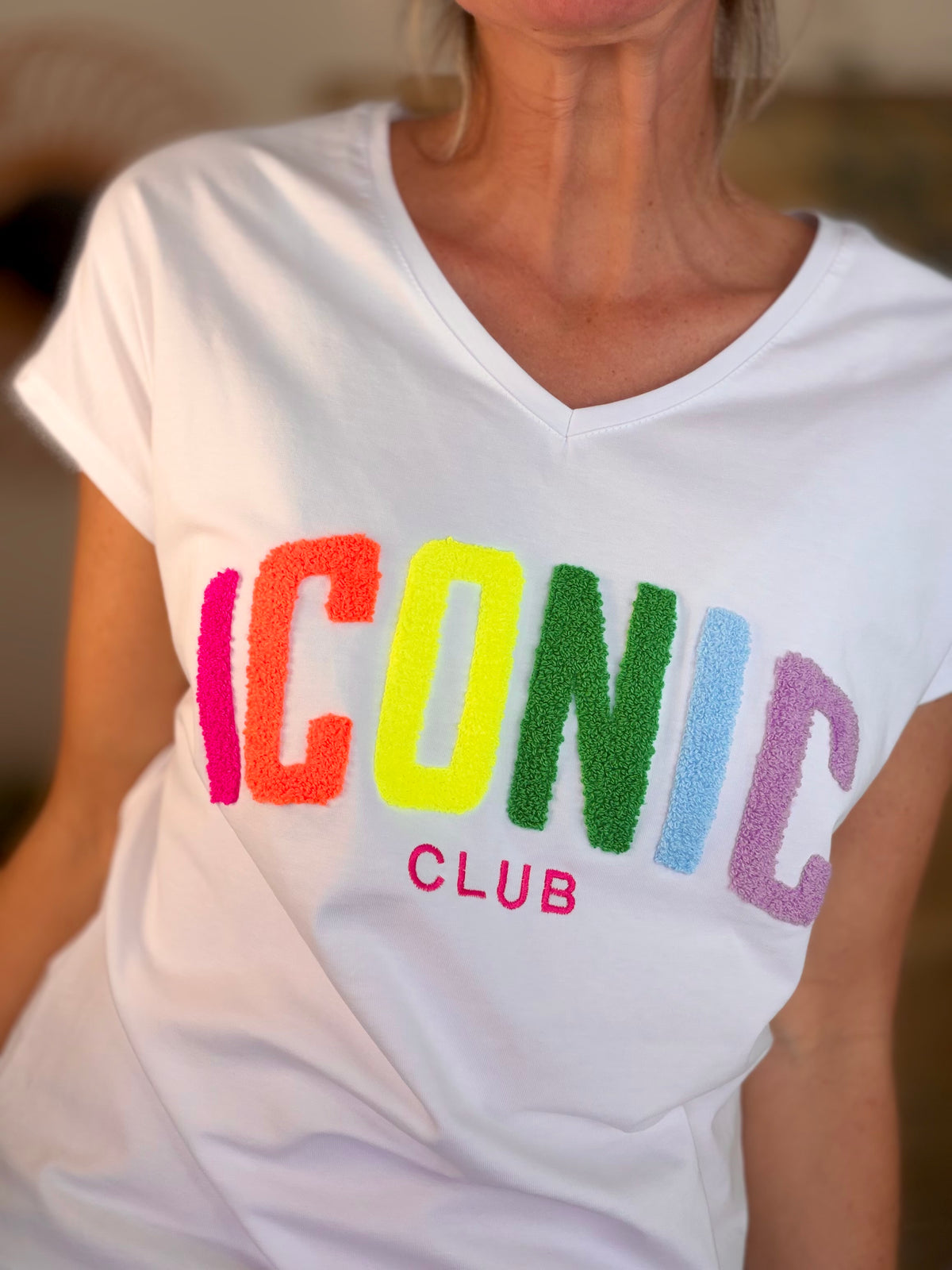 Tee shirt col V ICONIC club MIRANDA Blanc