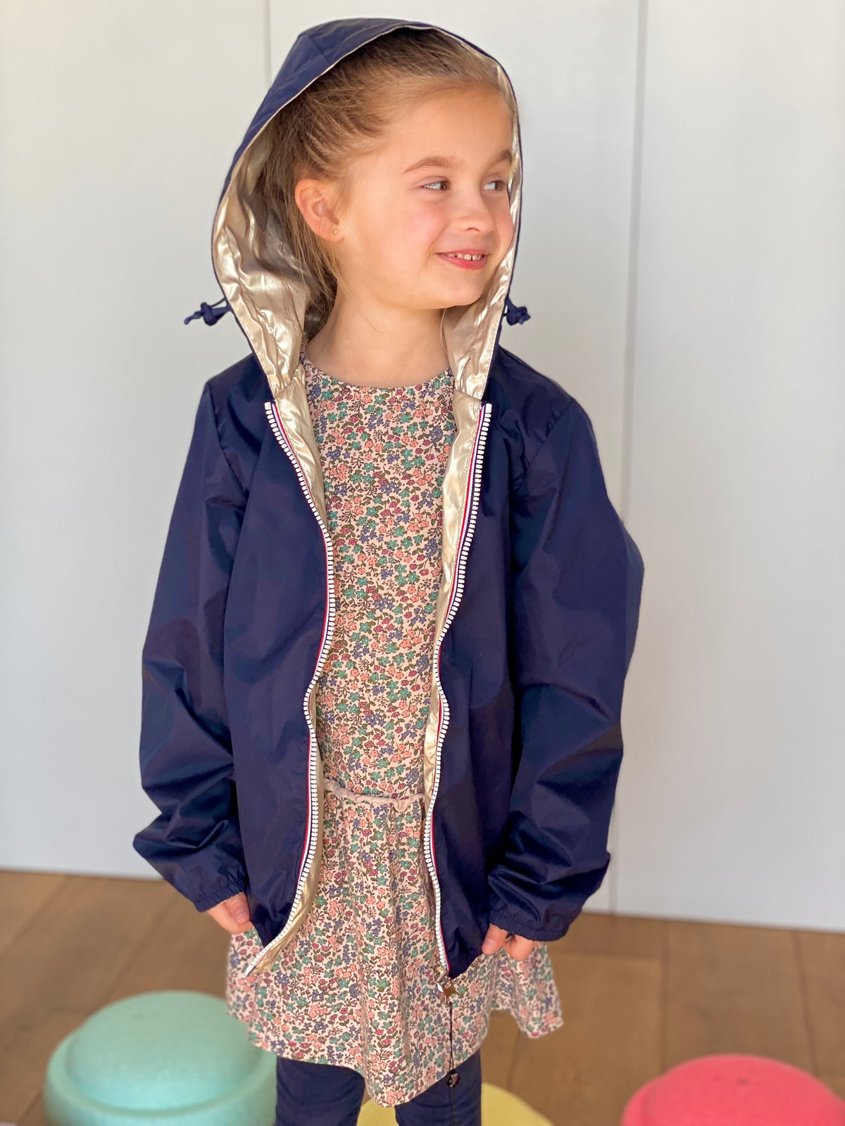 LAURA JO - Imperméable réversible léger GARANCE KIDS enfant (mixte) - Bleu Marine / Doré • DÉSTOCKAGE sur Taille 6 ans