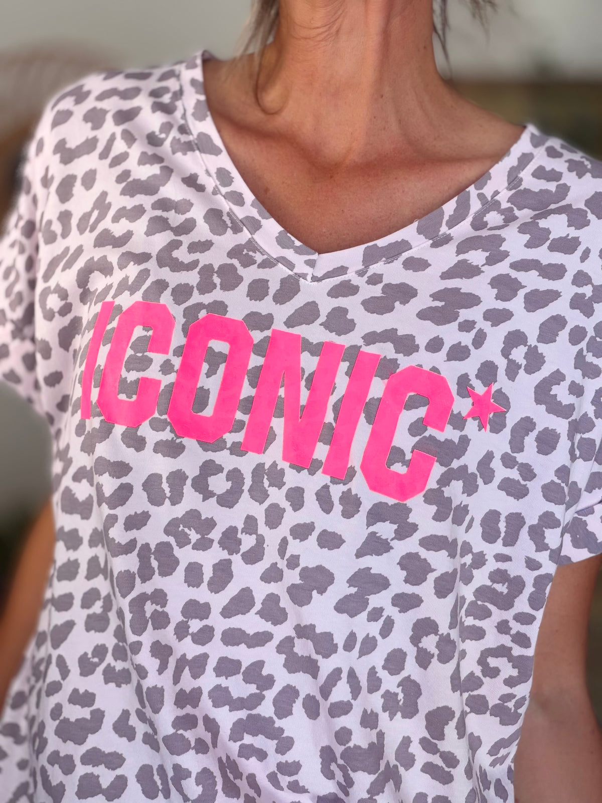 Top léo ICONIC col V - SHAUNA Rose