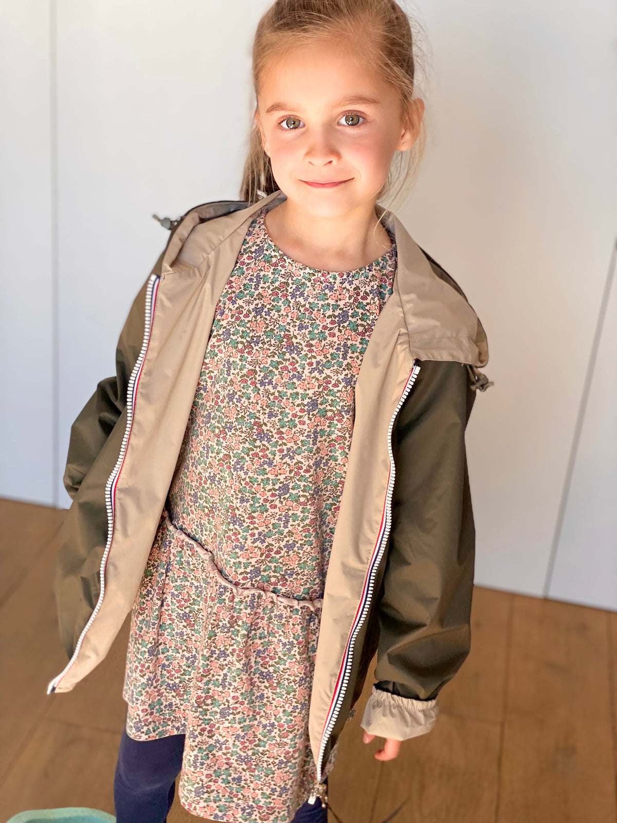 LAURA JO - Imperméable réversible léger GARANCE KIDS enfant (mixte) - Kaki / Beige • DÉSTOCKAGE sur Taille 6 ans