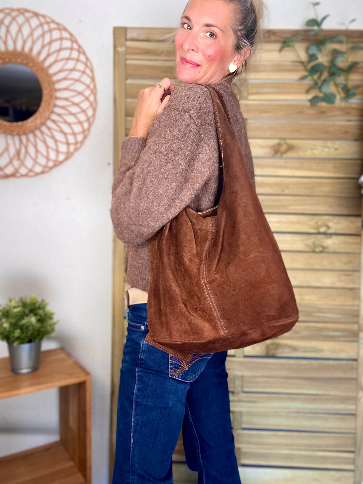 Sac cabas hobo cuir daim MARLON - Chocolat