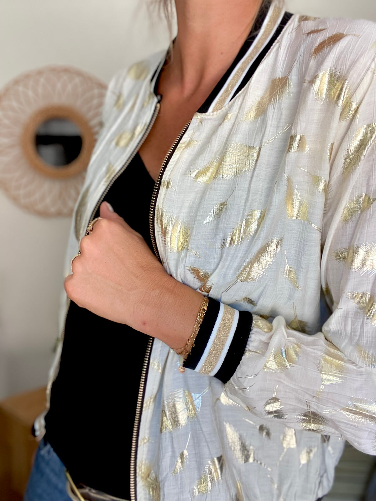Veste bombers léger EMILY - imprimé Doré Écru (plumes) - FIN DE SÉRIE