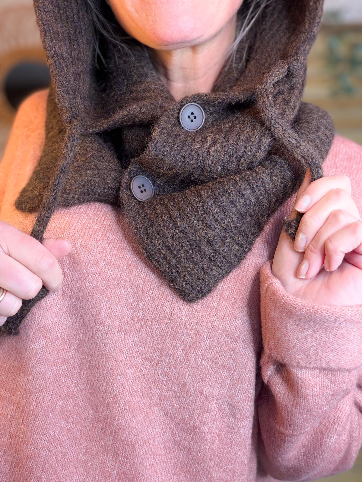 Col cagoule LORIE en maille avec boutons - Chocolat