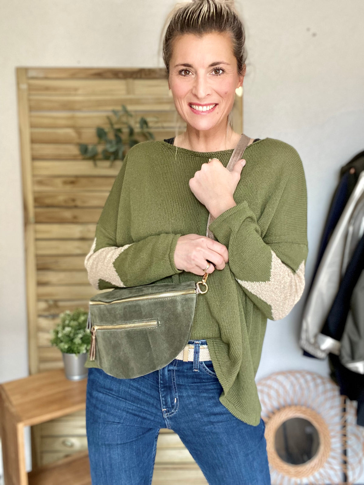 Pull Oversize étoiles dorées ⭐️ ALBA - Kaki - FIN DE SÉRIE