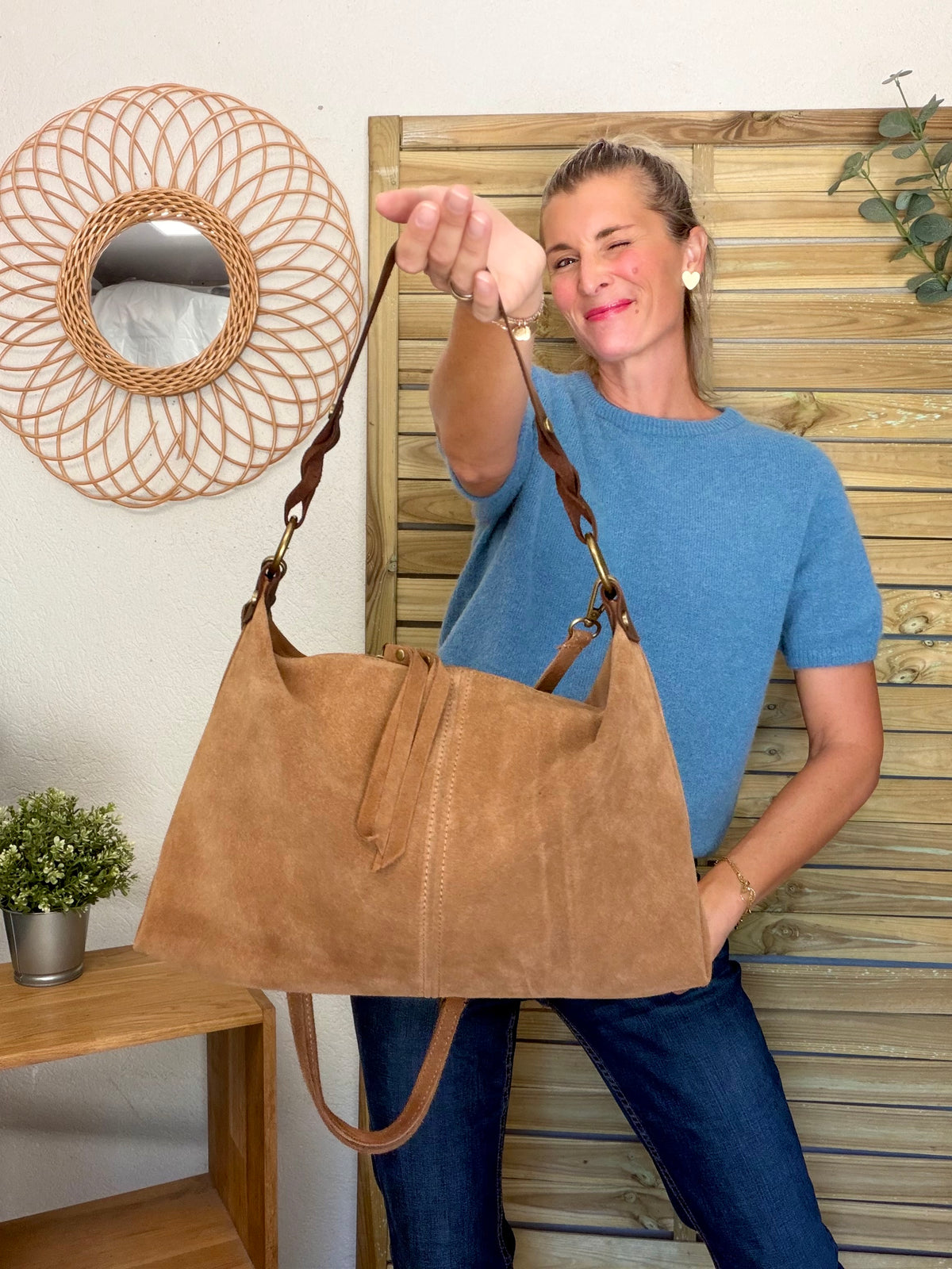 Sac hobo en cuir daim souple, double bandoulière ANDREW Camel clair