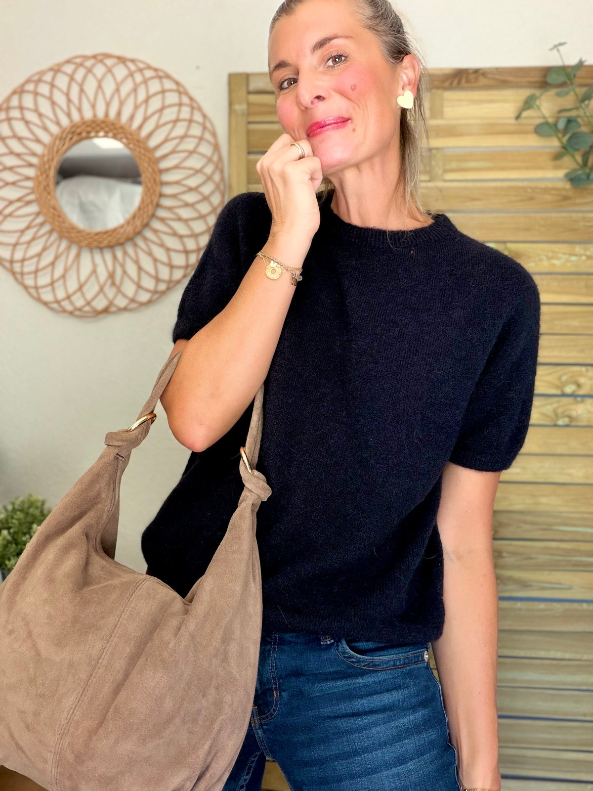 Sac besace hobo en cuir daim souple avec anneaux WILLIAM - Taupe