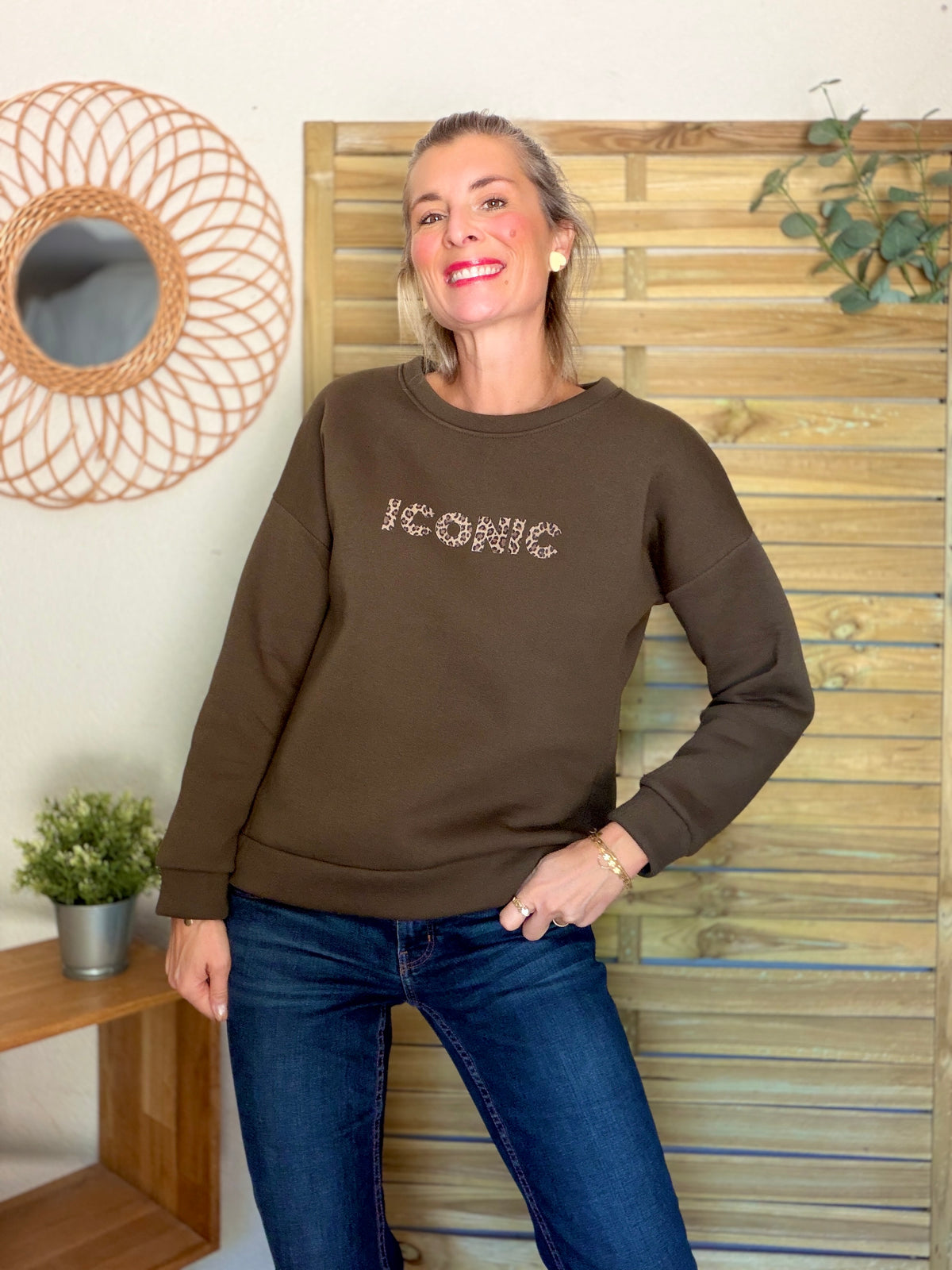 Sweat ICONIC Léo molleton ISALINE - Kaki