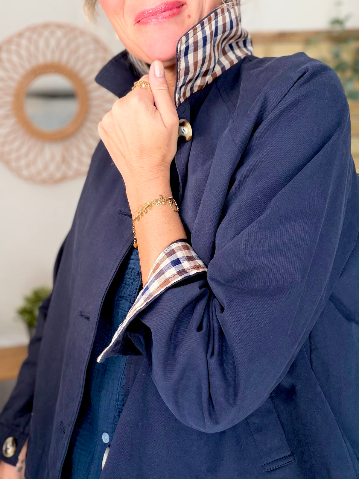 Veste Trench en coton avec carreaux - SOLÈNE Bleu marine • FIN DE SÉRIE
