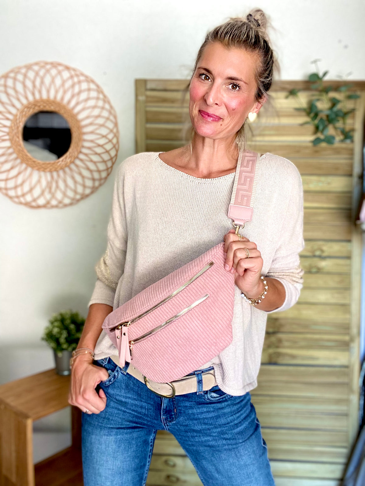 Sac banane XL en velours côtelé 2 zips et sangle fantaisie - WENDY - Vieux rose