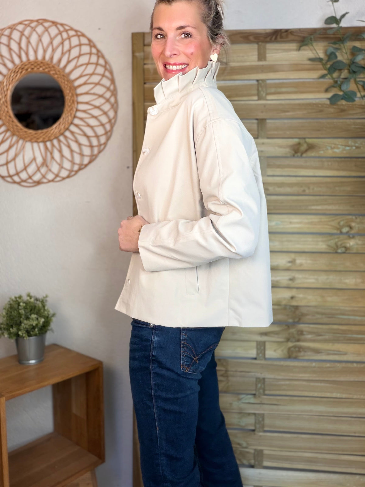 Veste col victorien NICKY Beige - FIN DE SÉRIE