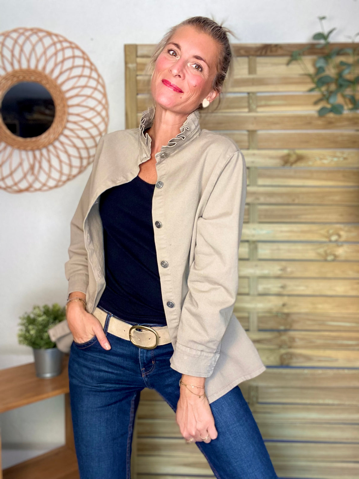 Veste / Chemise en coton, col victorien volanté Beige taupe LISON