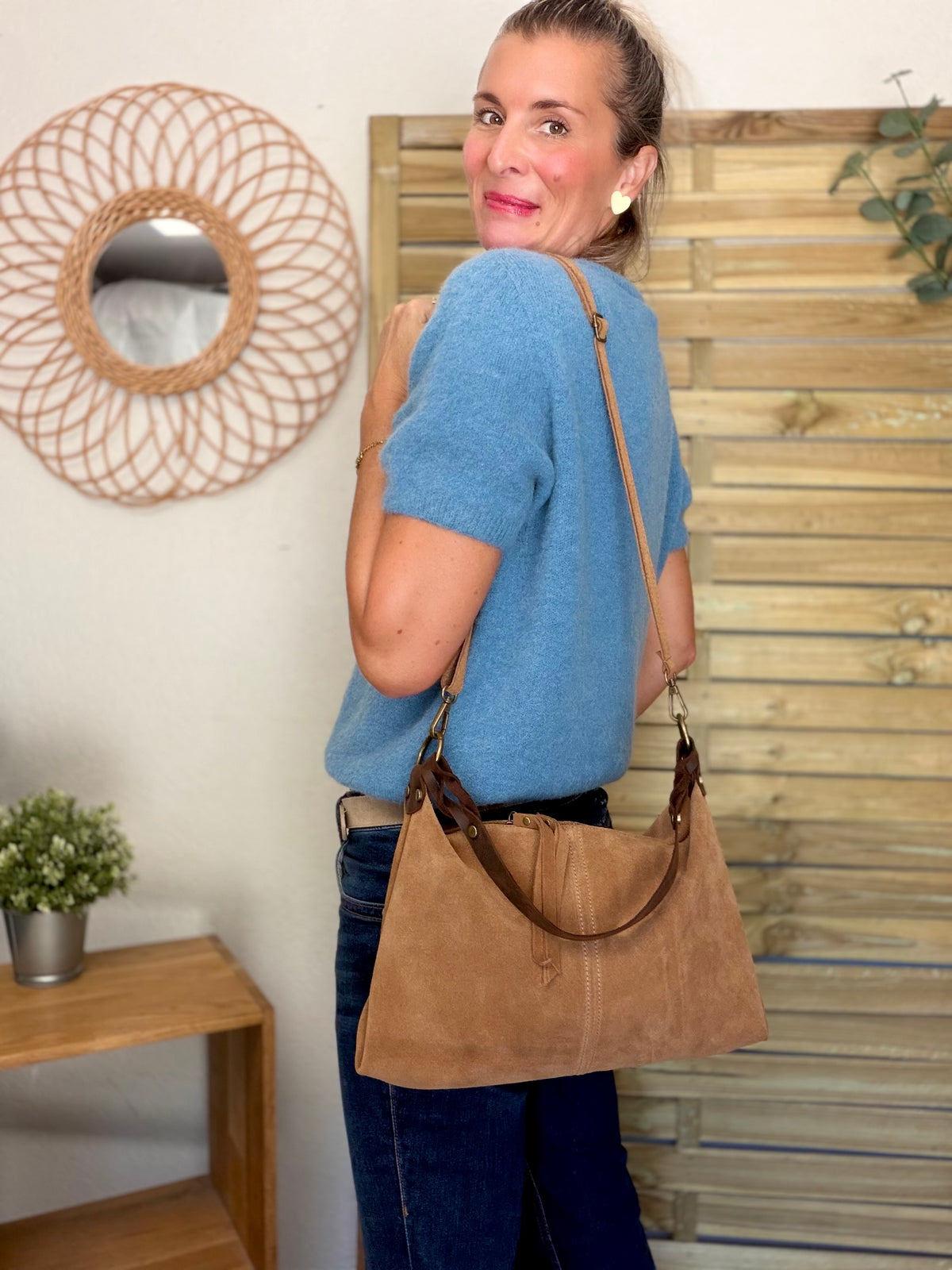 Sac hobo en cuir daim souple, double bandoulière ANDREW Camel clair