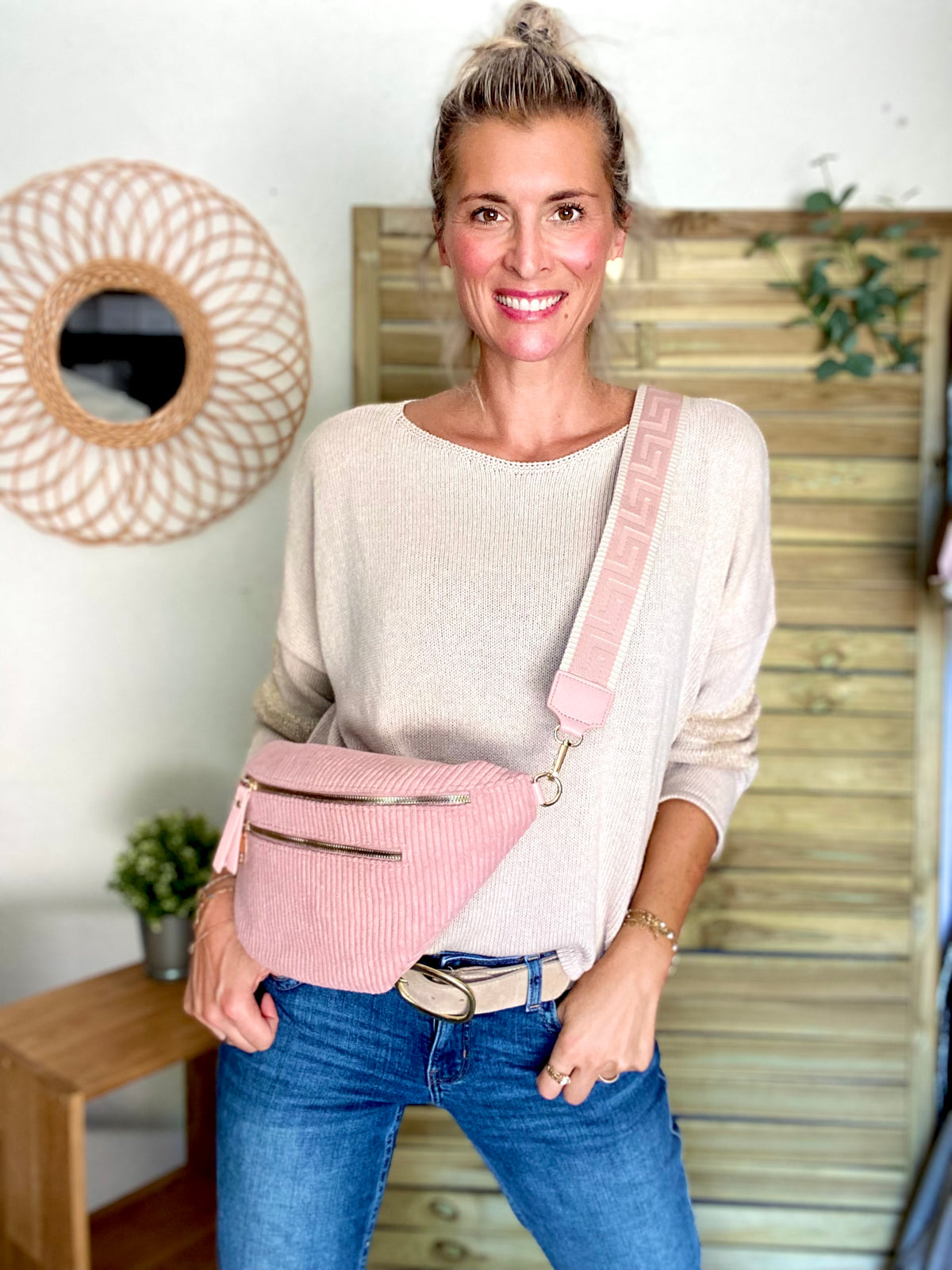 Sac banane XL en velours côtelé 2 zips et sangle fantaisie - WENDY - Vieux rose