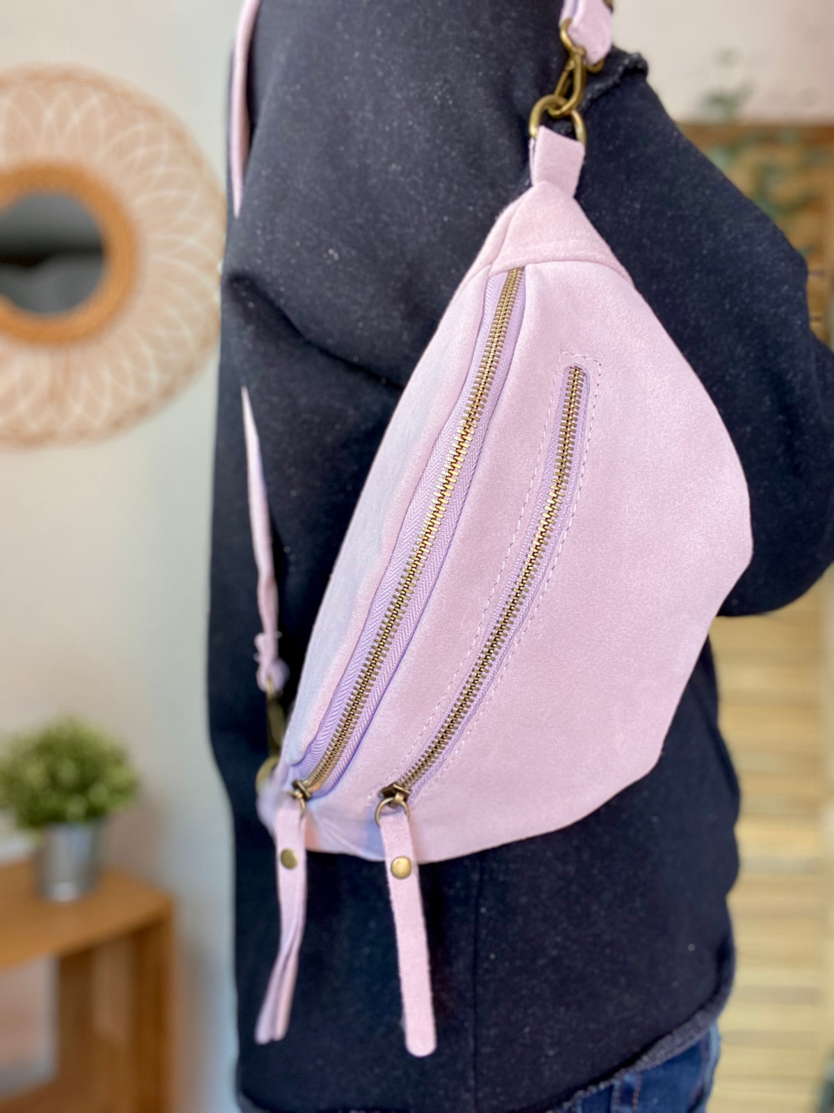 Sac banane double poche en cuir daim - OPALINE - Lilas