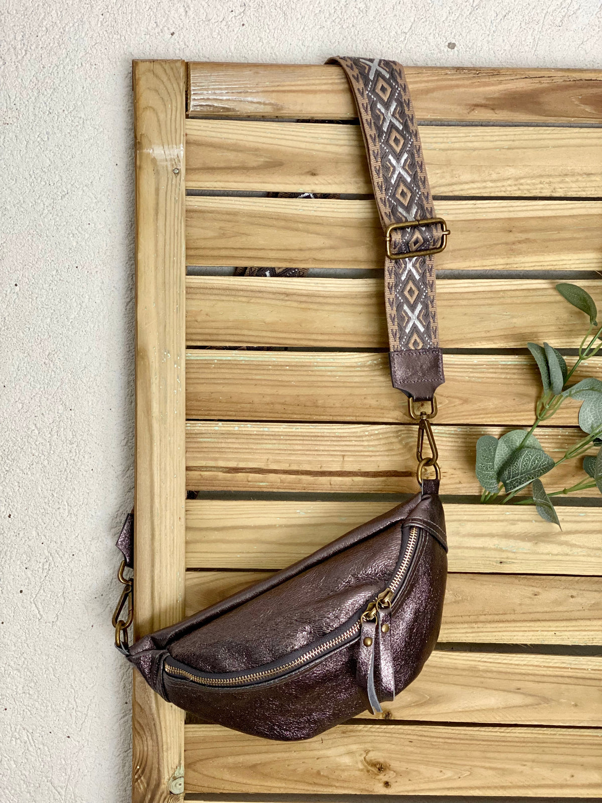 Sangle / Bandoulière en cuir irisé pour sacs/ bananes - JOEY (losanges fins)