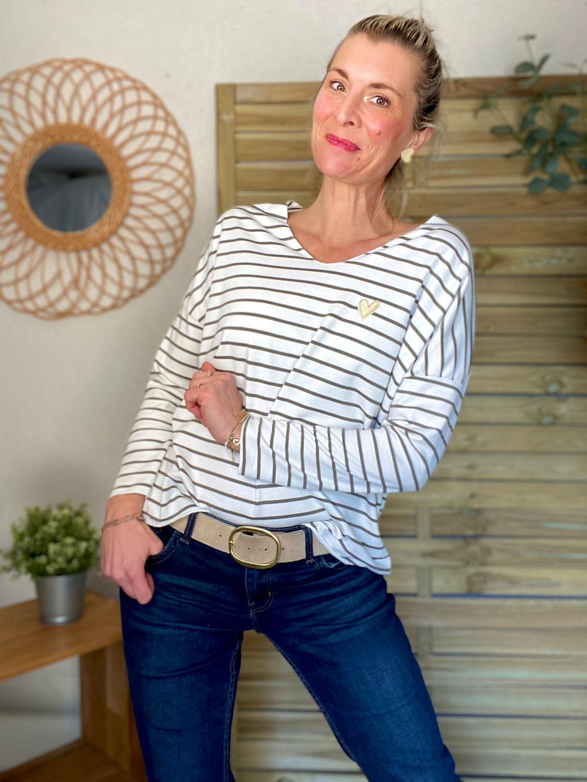 Pull fin rayé col V avec ou sans coeur doré 💛 NOLWENN - Kaki