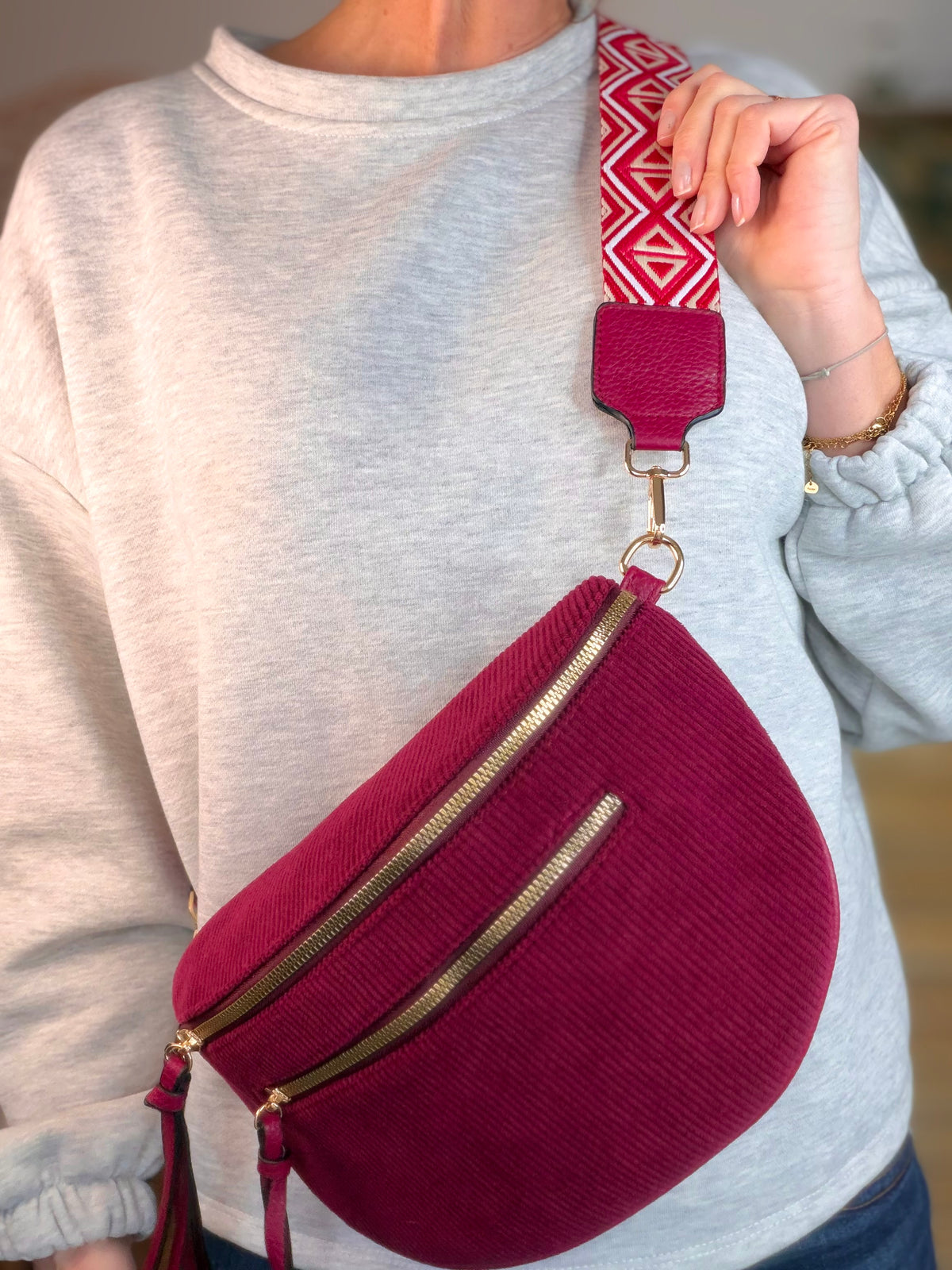 Sac banane en velours côtelé, sangle fantaisie - KATY - Bordeaux - FIN DE SÉRIE